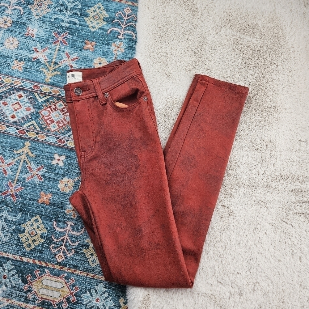 We the Free Skinny Jeans Faux Suede Pants 25 - Picture 1 of 5